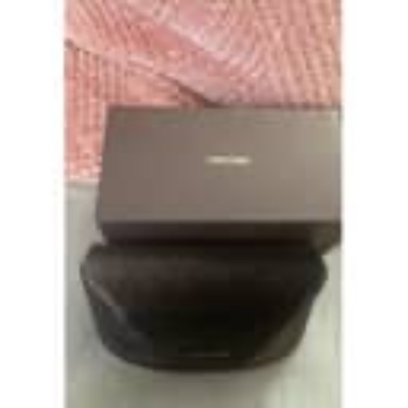 Tom Ford Anais sunglasses in beige and green. Original Box/Packaging Included main image 8